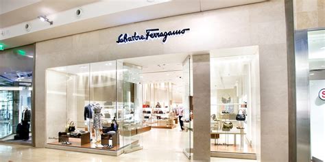 ferragamo usa shop online